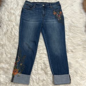 Chico's SO SLIMMING Floral Embroidered Girlfriend Cuffed Ankle Jeans Size 10